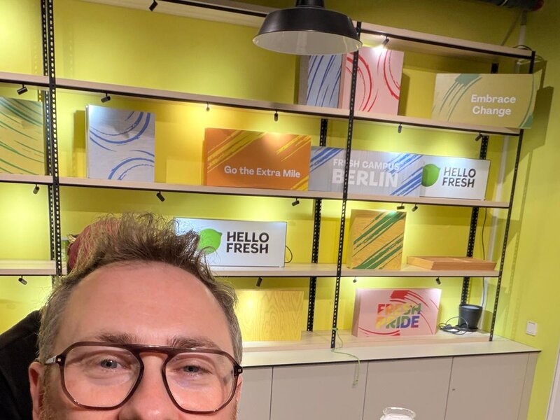 Robby Hunke kommentiert für HelloFresh Rezepte