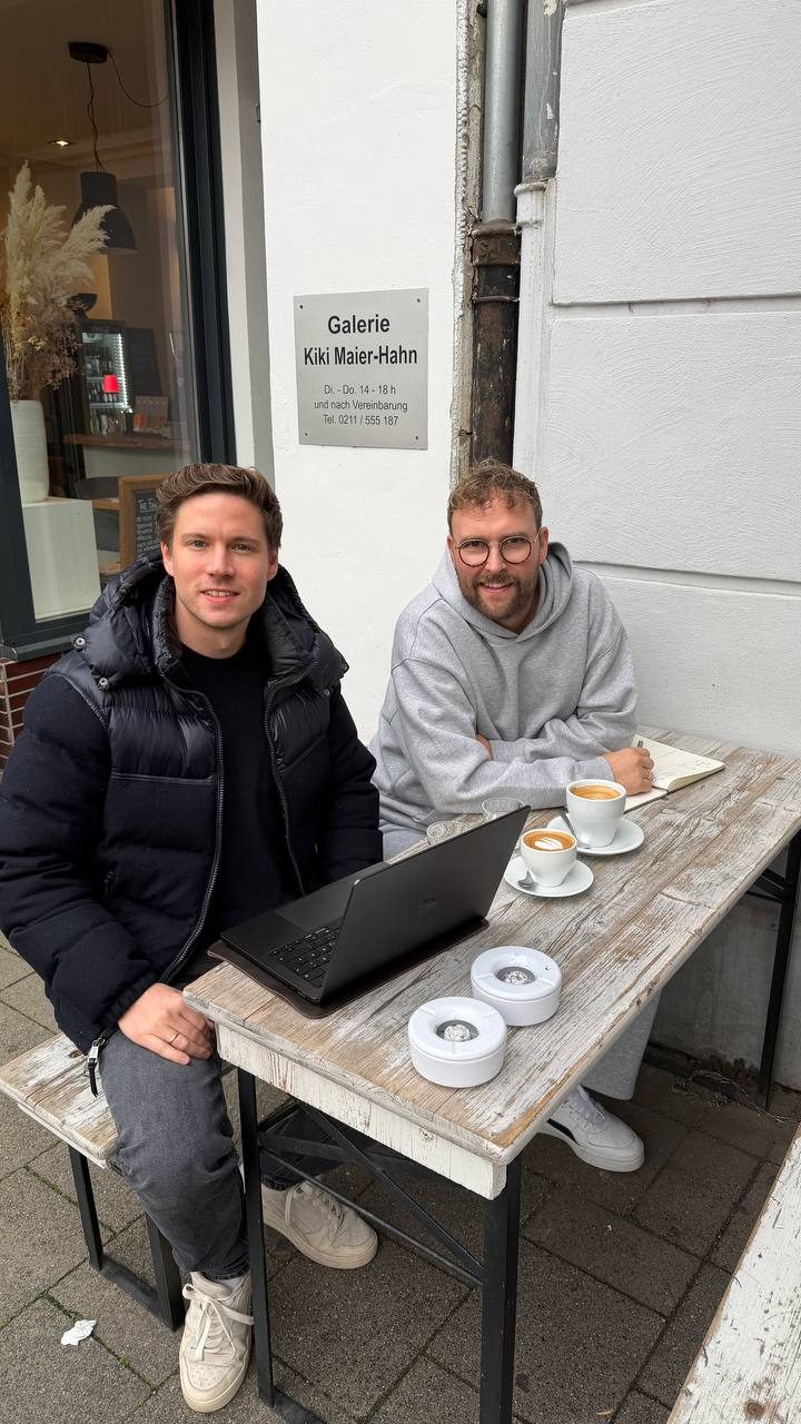 SZ Artists x zwoelfstein