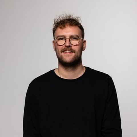 Jonas Onstein, Gründer & Geschäftsführer bei zwoelfstein
